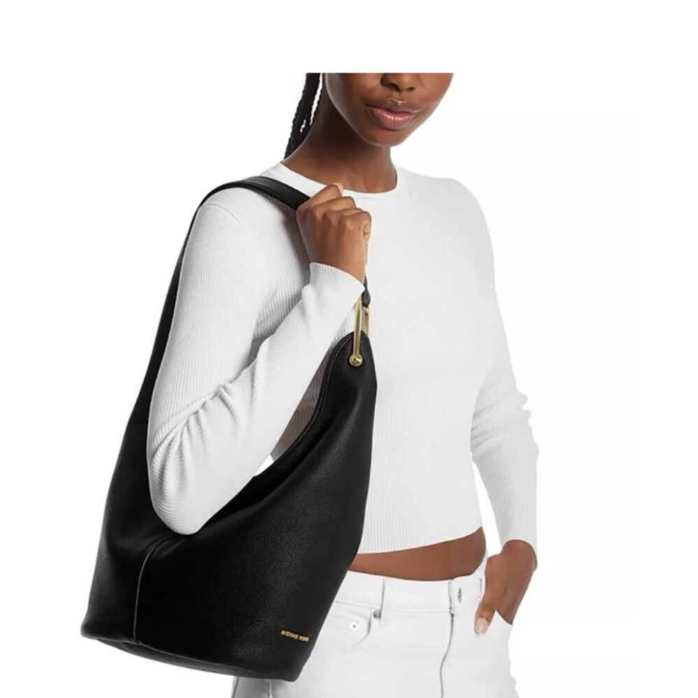Elegant Black Leather Hobo Bag - Picture 5 of 5